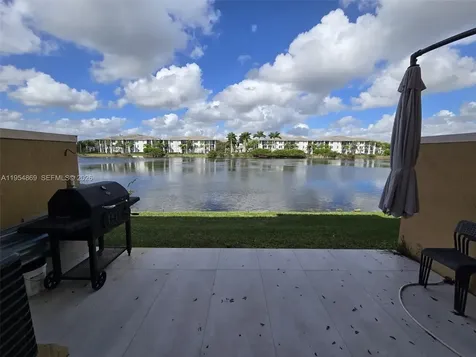 10595 SW 6th Street Pembroke Pines FL 33025
