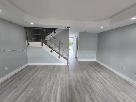 10595 SW 6th Street Pembroke Pines FL 33025