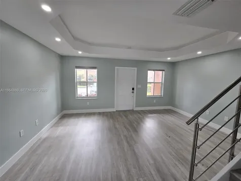10595 SW 6th Street Pembroke Pines FL 33025