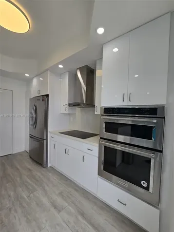 10595 SW 6th Street Pembroke Pines FL 33025