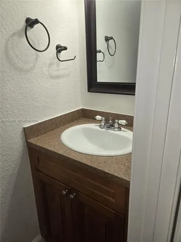 2730 W 76th Street Hialeah FL 33016