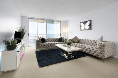 555 NW 4th Avenue Boca Raton FL 33432