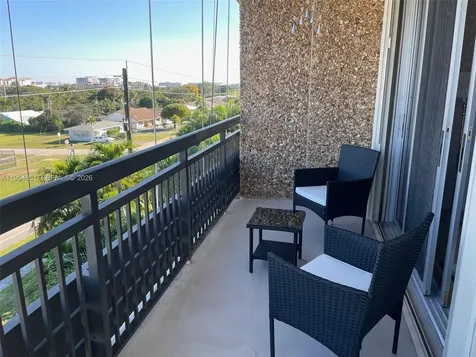 555 NW 4th Avenue Boca Raton FL 33432