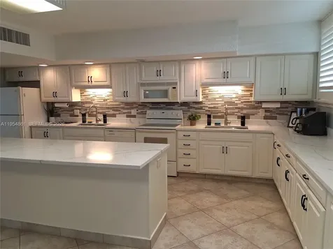 555 NW 4th Avenue Boca Raton FL 33432