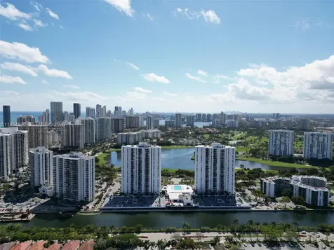 3675 N Country Club Drive Aventura FL 33180