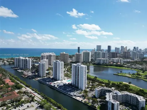 3675 N Country Club Drive Aventura FL 33180