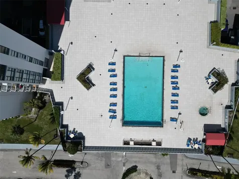 3675 N Country Club Drive Aventura FL 33180