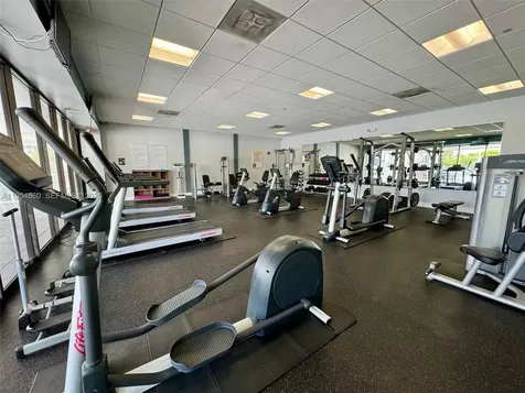 3675 N Country Club Drive Aventura FL 33180