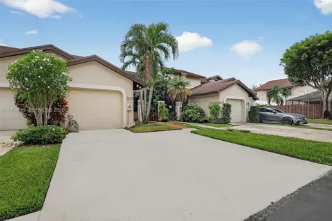 13702 SW 101st Terrace Miami FL 33186