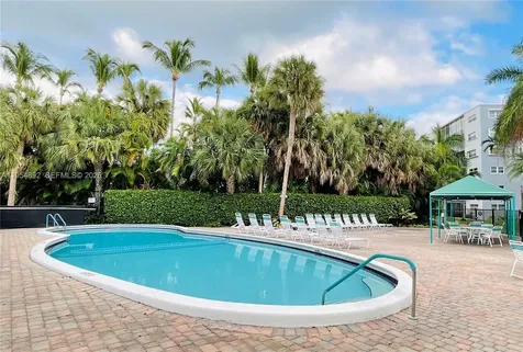 1425 Atlantic Shores Boulevard Hallandale Beach FL 33009