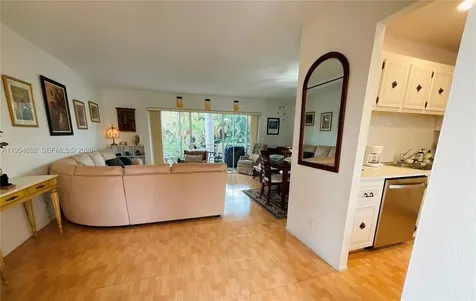 1425 Atlantic Shores Boulevard Hallandale Beach FL 33009
