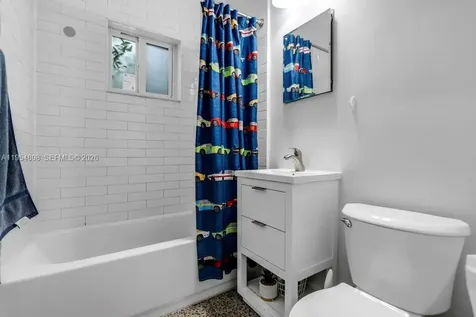 9435-9437 SW 39th Street Miami FL 33165
