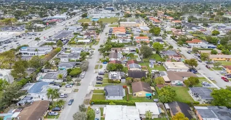 9435-9437 SW 39th Street Miami FL 33165