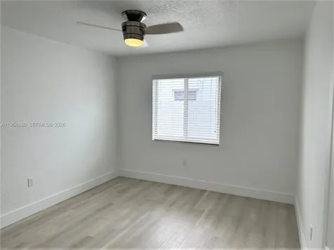 11230 SW 5th Street Sweetwater FL 33174