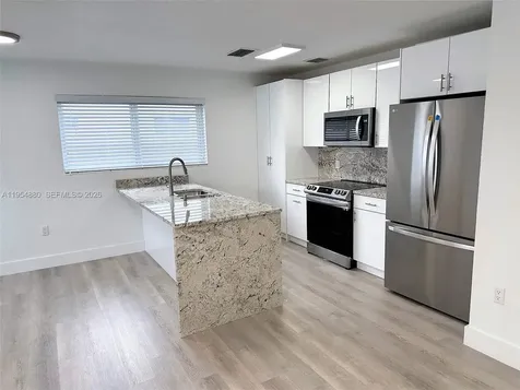 11230 SW 5th Street Sweetwater FL 33174