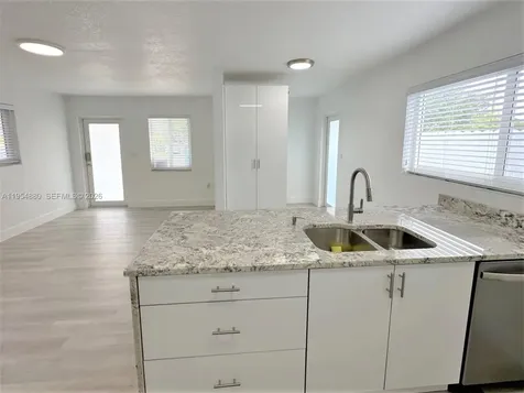 11230 SW 5th Street Sweetwater FL 33174