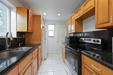 3050 NW 2nd Street Miami FL 33125