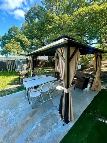 616 NW 22nd Road Fort Lauderdale FL 33311