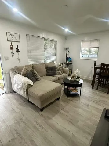 616 NW 22nd Road Fort Lauderdale FL 33311
