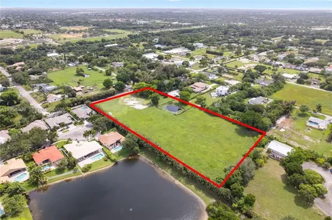 3800 NW 91st Avenue Cooper City FL 33024