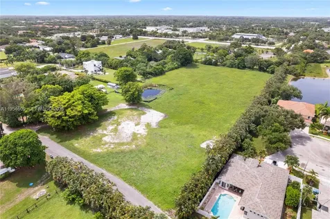 3800 NW 91st Avenue Cooper City FL 33024