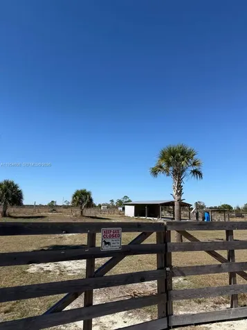 286 Lott Grade Other City - Not In The State Of Florida FL 33960