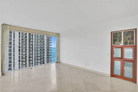 4775 Collins Avenue Miami Beach FL 33140