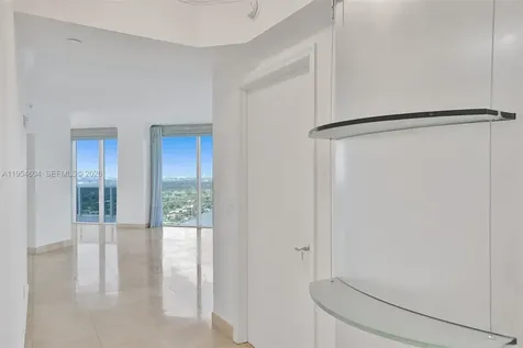 4775 Collins Avenue Miami Beach FL 33140