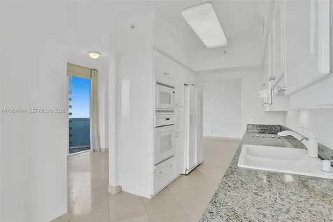 4775 Collins Avenue Miami Beach FL 33140