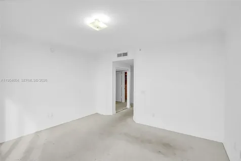 4775 Collins Avenue Miami Beach FL 33140