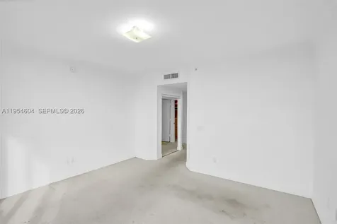 4775 Collins Avenue Miami Beach FL 33140