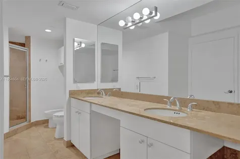 4775 Collins Avenue Miami Beach FL 33140