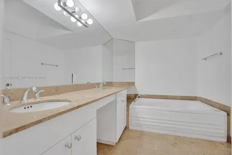 4775 Collins Avenue Miami Beach FL 33140