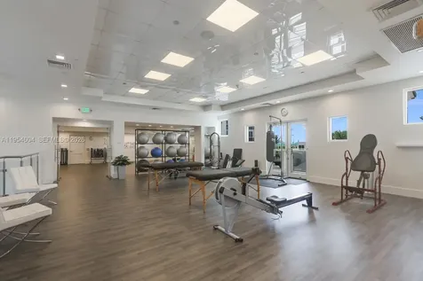 4775 Collins Avenue Miami Beach FL 33140