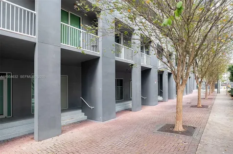 104 SW 9th Street Miami FL 33130