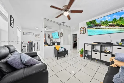 2110 NW 34th Street Miami FL 33142