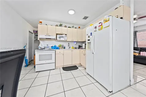 2110 NW 34th Street Miami FL 33142