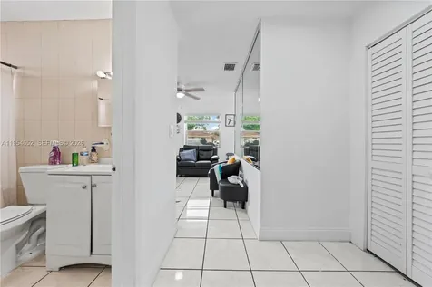 2110 NW 34th Street Miami FL 33142