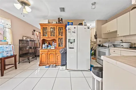 2110 NW 34th Street Miami FL 33142