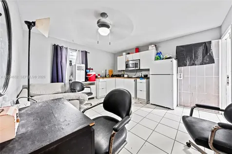2110 NW 34th Street Miami FL 33142