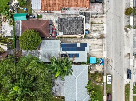 2110 NW 34th Street Miami FL 33142
