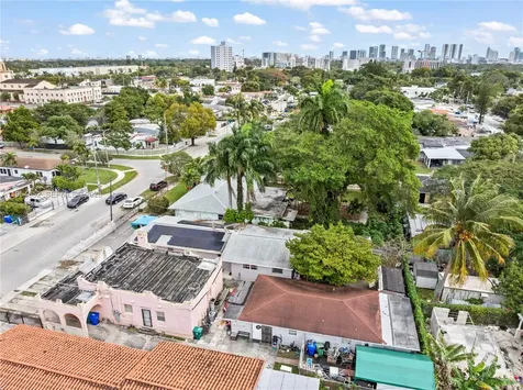 2110 NW 34th Street Miami FL 33142