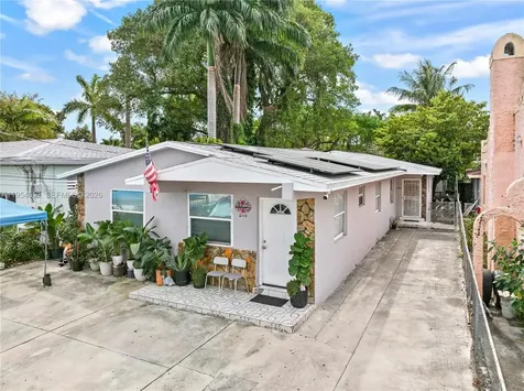 2110 NW 34th Street Miami FL 33142