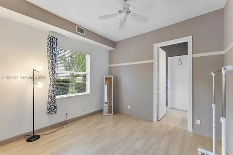 5037 NW 119th Terrace Coral Springs FL 33076