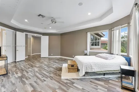 5037 NW 119th Terrace Coral Springs FL 33076