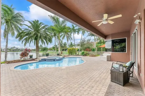 5037 NW 119th Terrace Coral Springs FL 33076