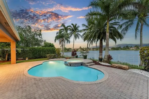 5037 NW 119th Terrace Coral Springs FL 33076