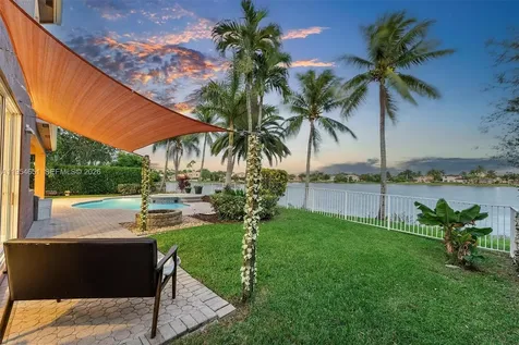5037 NW 119th Terrace Coral Springs FL 33076