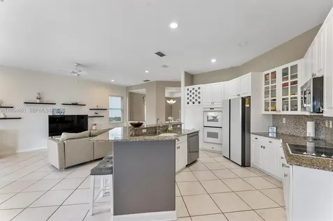 5037 NW 119th Terrace Coral Springs FL 33076