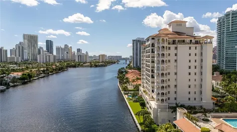 20165 NE 39th Place Aventura FL 33180